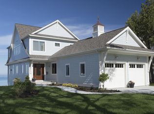 880 Monroe Blvd, South Haven, MI 49090