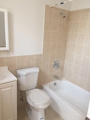 Rented by Bedford Realty USA Corp | media 6