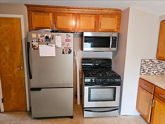 Kitchen with appliances