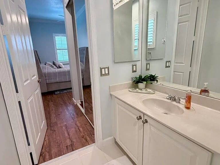 9546 Lantern Bay Cir — Photo 21