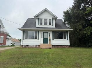 35433 Wayne St, Independence, WI 54747