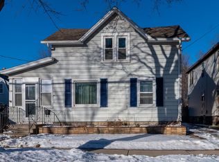 736 W 8th St, Appleton, WI 54914