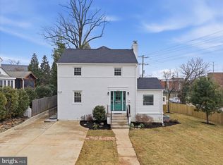 3111 S Hill St, Arlington, VA 22202