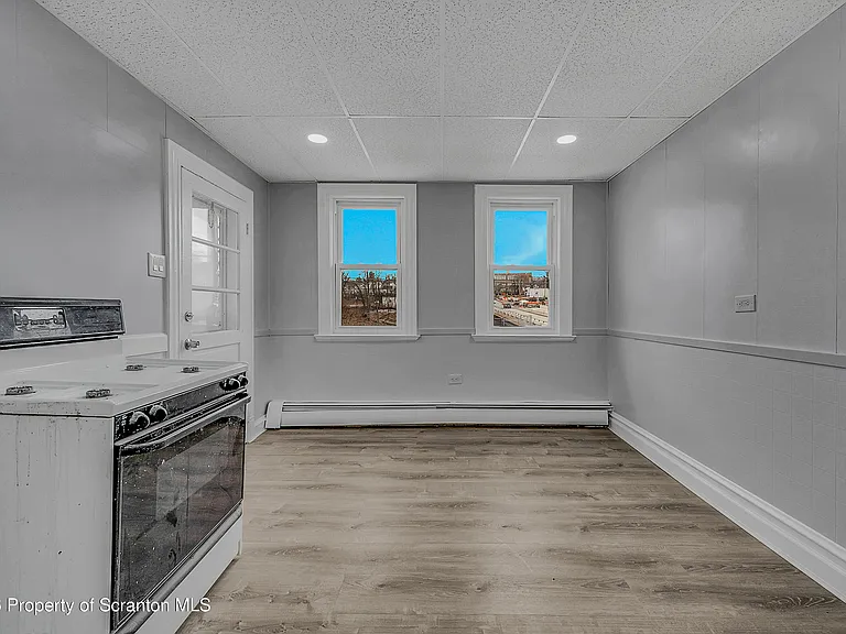 6 Green Ridge St #2 — Photo 17
