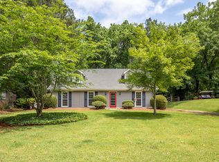 185 Spring Hollow Ct, Roswell, GA 30075