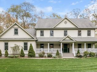 92 Genesee Ln, Madison, CT 06443