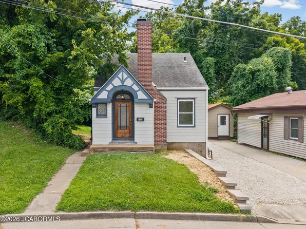 723 Walsh St, Jefferson City, MO 65101