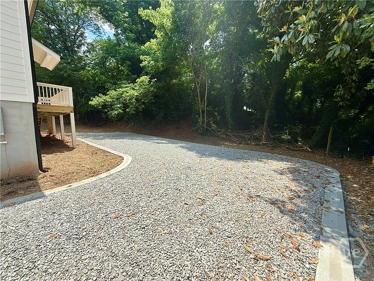 294 Moreland Ave — Photo 15