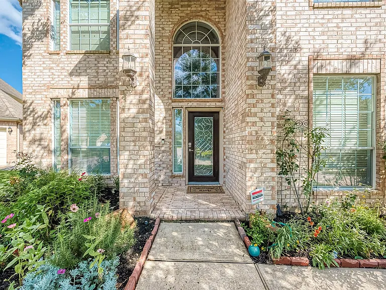 25907 Pebble Terrane Ln — Photo 2