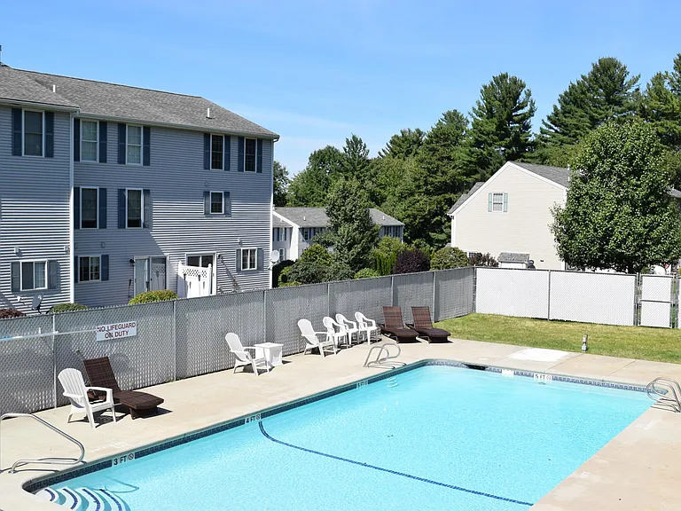 52 Georgetown Dr — Photo 14