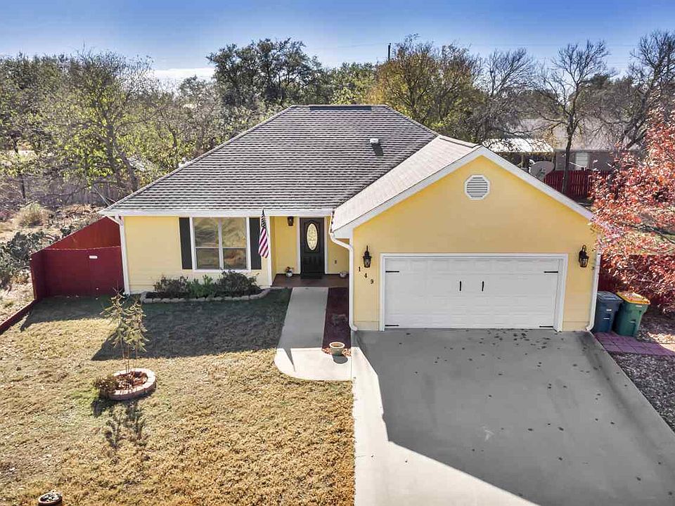 1st image of 149 W Pine Dr
