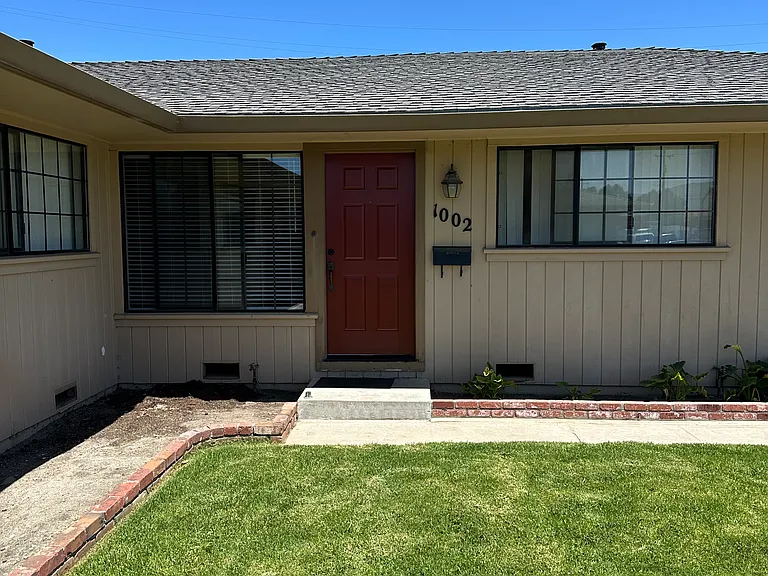 Iverson Cir — Photo 5