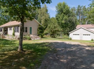 384 Upper Round Pond Rd, Bristol, ME 04539