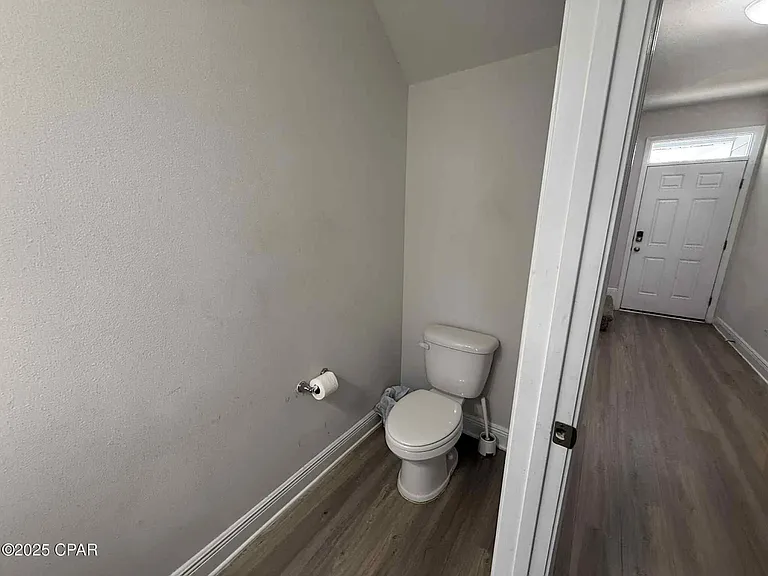 7578 Shadow Lake Dr — Photo 8