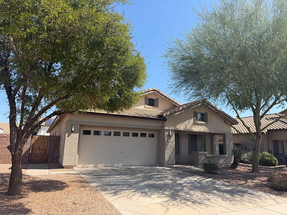 1126 E Carob Dr