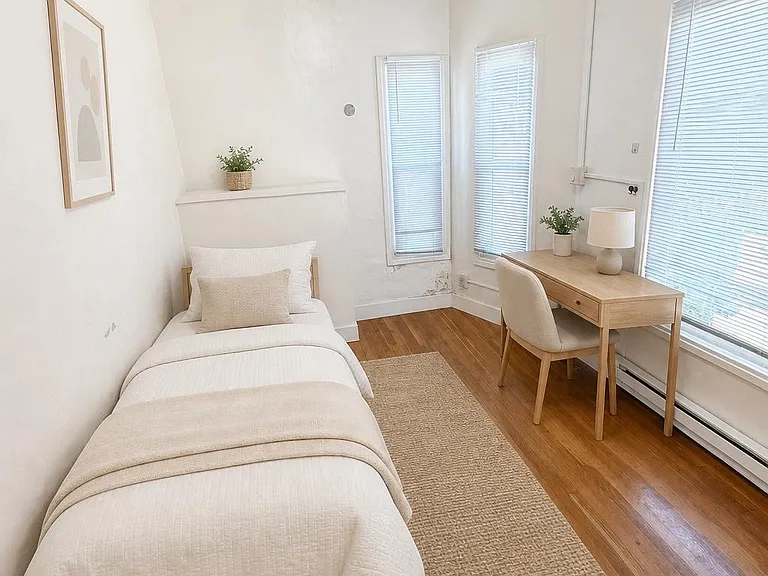 2555 Virginia St #202 — Photo 12