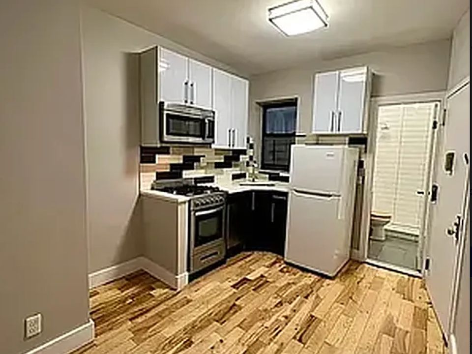 1st image of 399 Chauncey St APT 1A