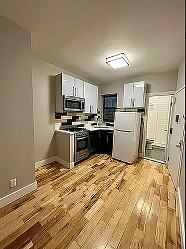 399 Chauncey St #1A Photo 1