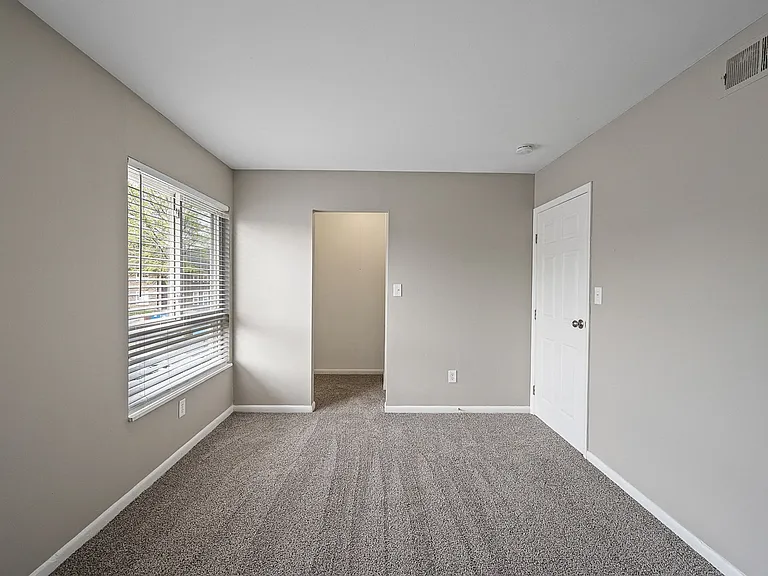 The Parkton — Photo 39