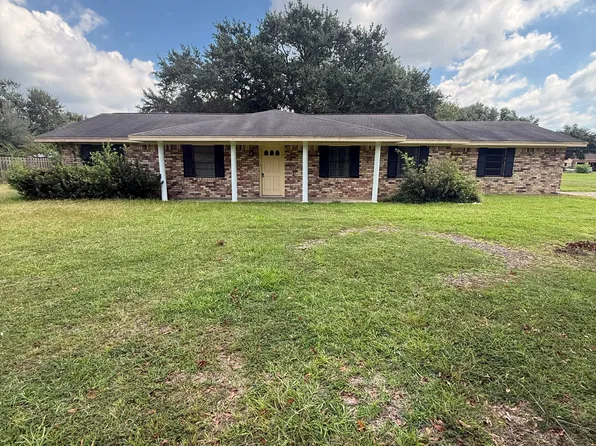 188 Louise St, Bridge City, TX 77611