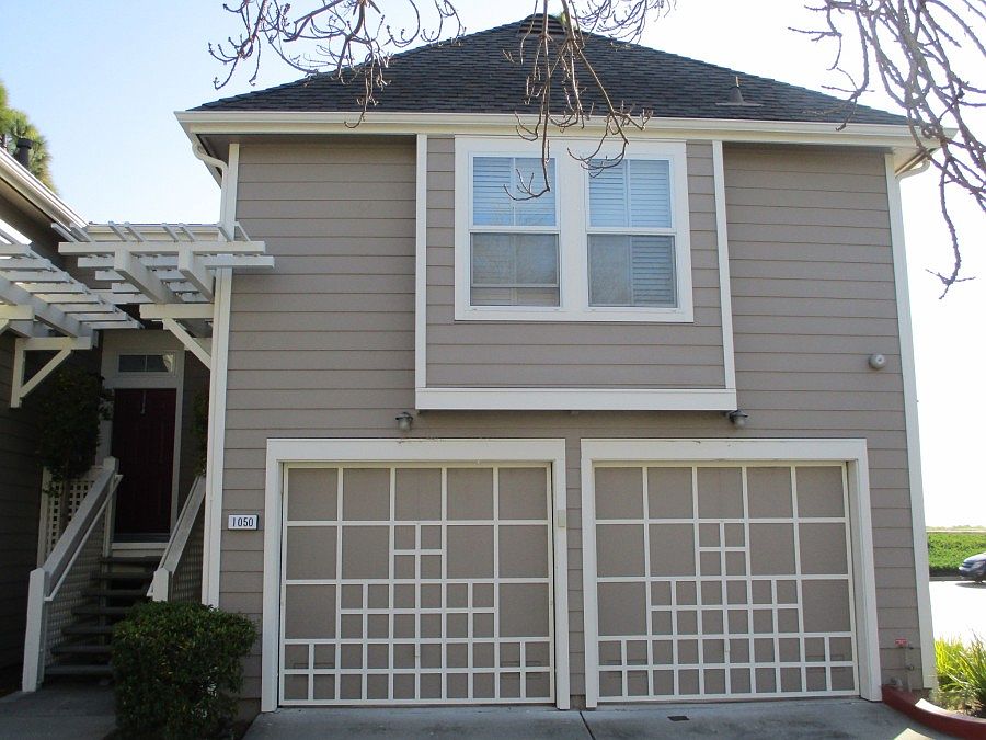 1st image of 1050 Helm Ln