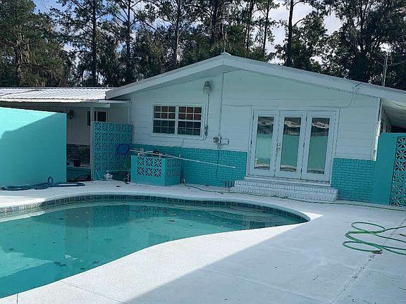 2nd image of 747 SW Bali Ln
