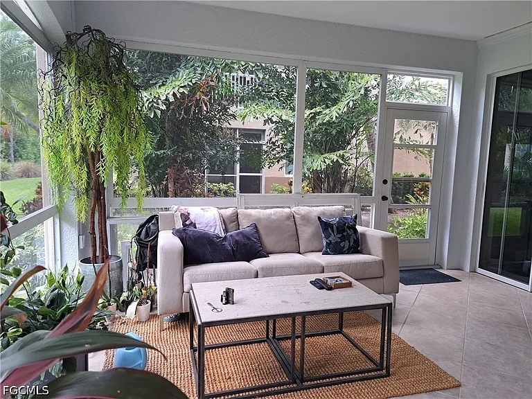 11037 Harbour Yacht Ct #2 — Photo 2