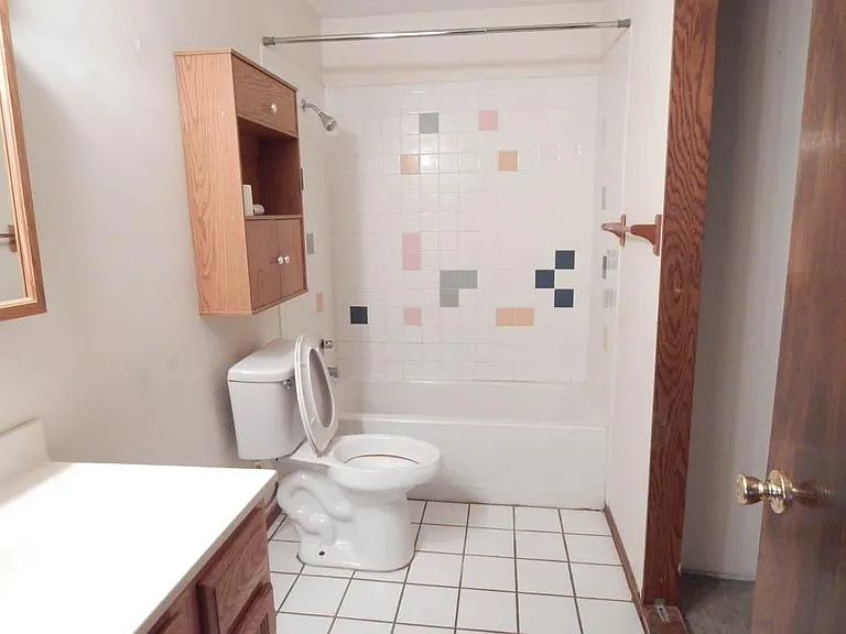 1428 Shelly Dr #1428 — Photo 8