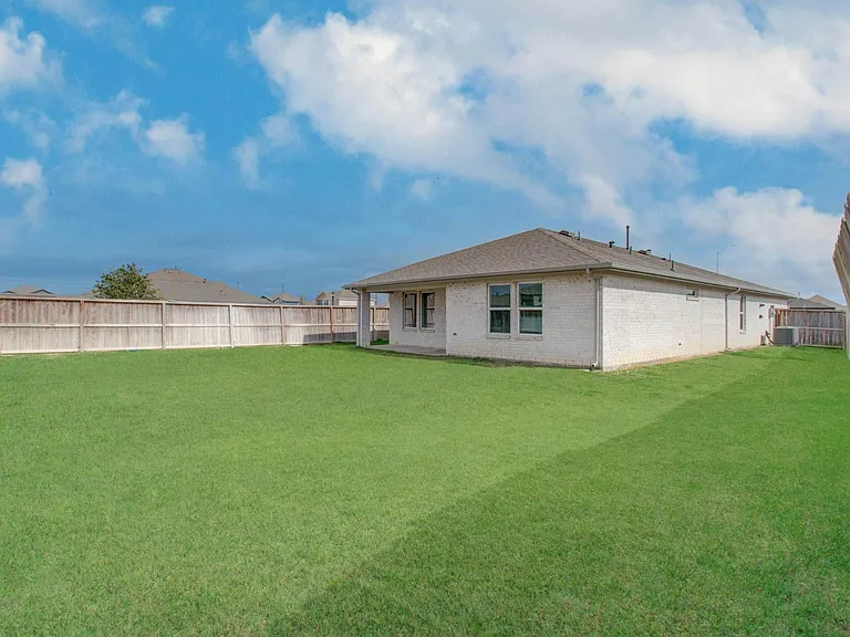 10602 Great Basin Dr — Photo 37