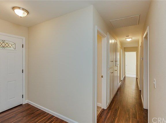 3rd image of 27772 Stratford St