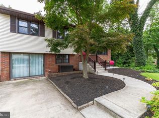 315 Saint James Ave, Merchantville, NJ 08109