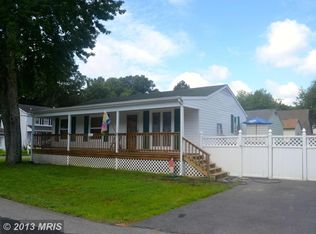 5214 Park Ave, Shady Side, MD 20764