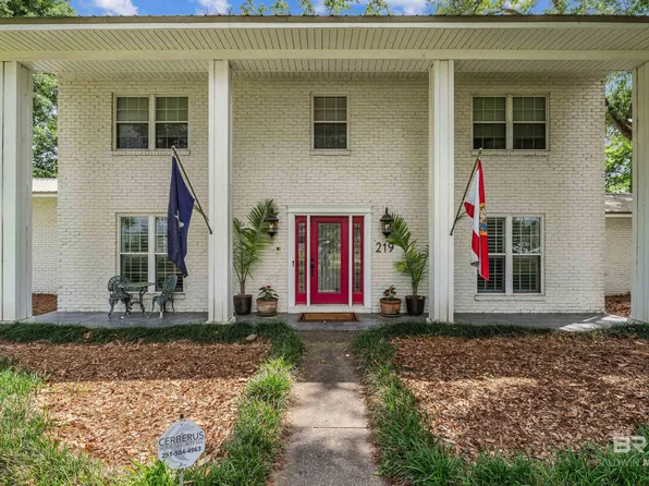 219 W Rosetta Ave, Foley, AL 36535