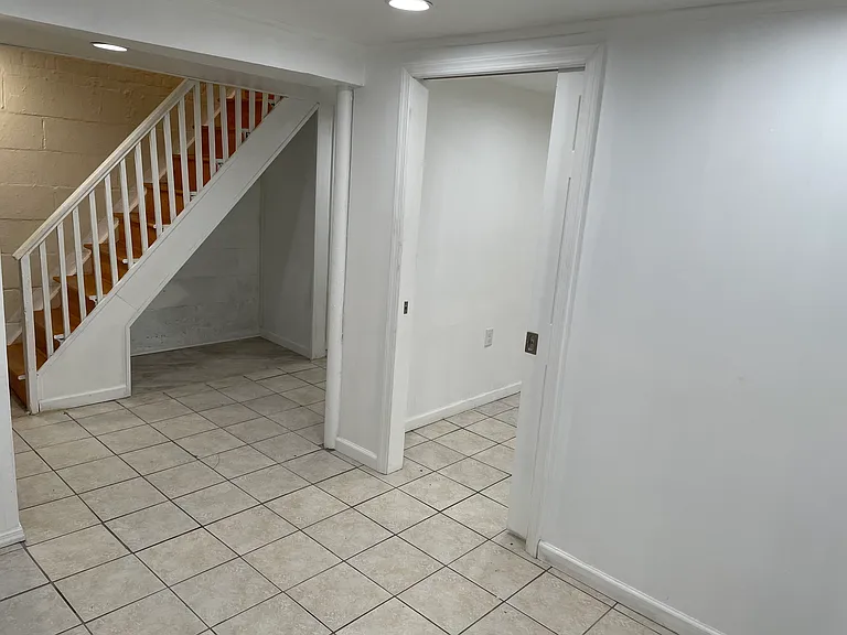 141 Dekalb Ave #B — Photo 13