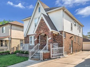 7013 Payne Ave, Dearborn, MI 48126