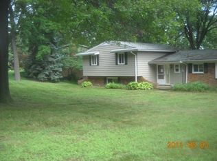 2513 Worcester Rd, West Bloomfield, MI 48323