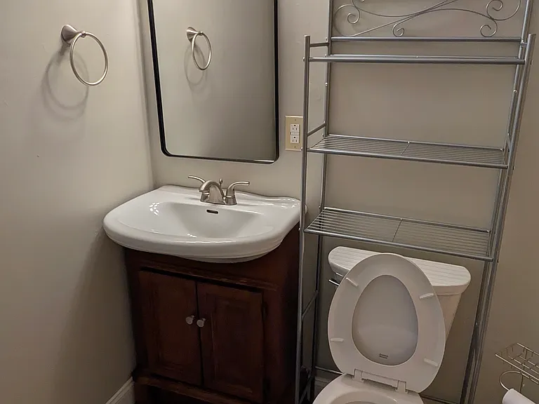 212 Broad St #5 — Photo 16
