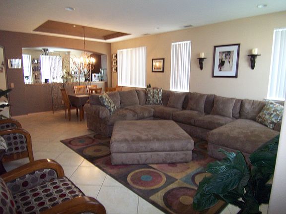 Notice the custom paint and ceramic tile throughout!