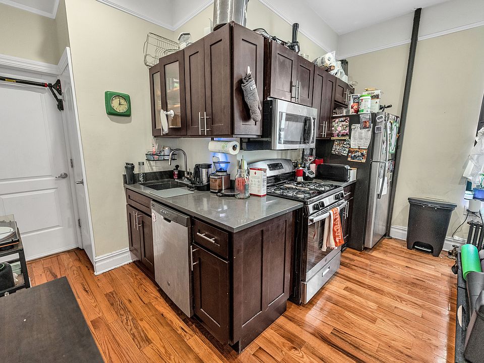 2nd image of 69 Tiemann Pl APT 9