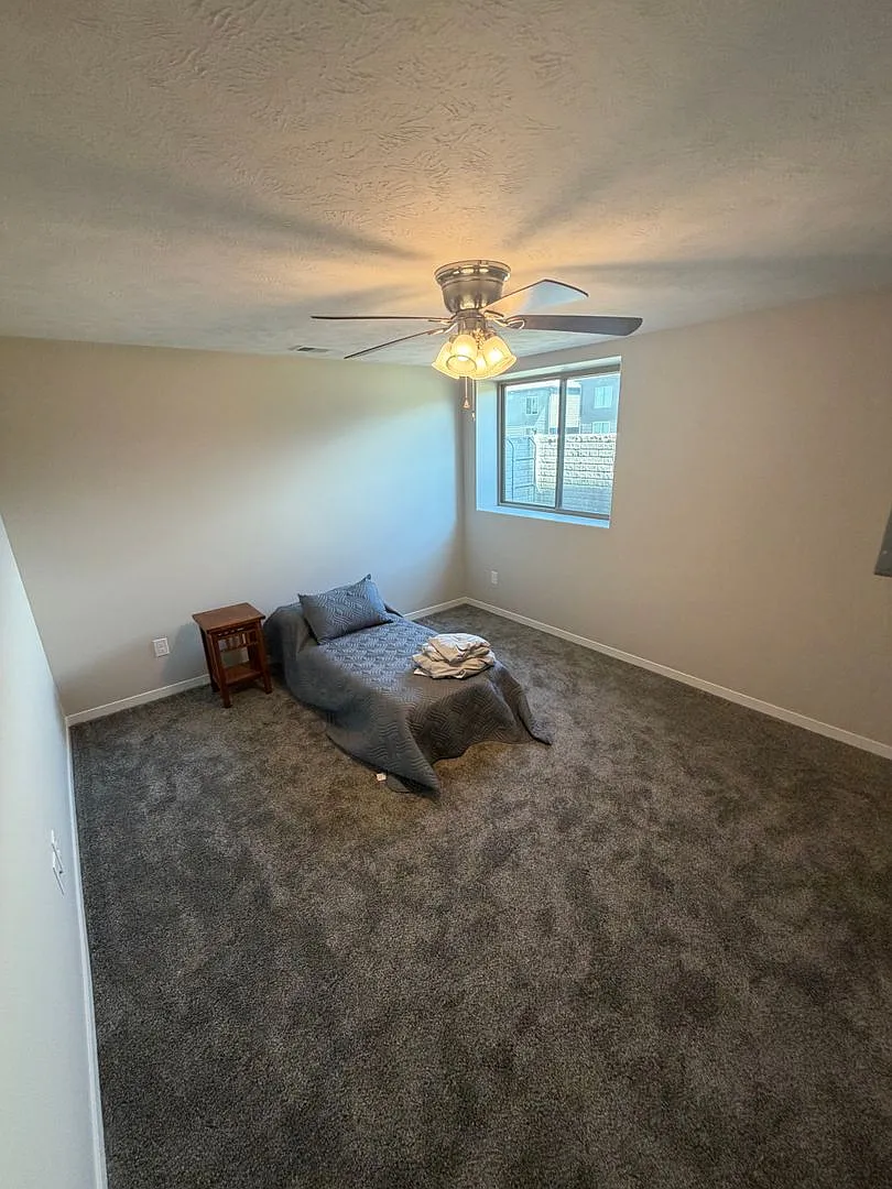 242 Half Moon Dr — Photo 3