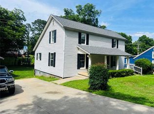 309 Jaynes St, Walhalla, SC 29691