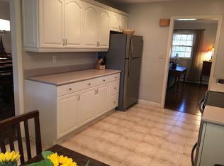 30 Rae Ln, Norwalk, CT 06850