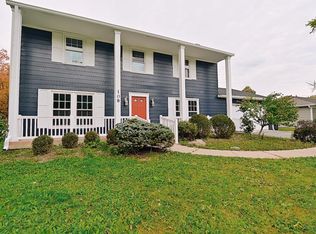 108 Parkview Rd, Carmel, IN 46032