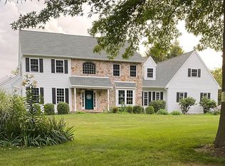 983 Regimental Dr, West Chester, PA 19382