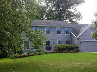 24 Karner Dr, Saratoga Springs, NY 12866