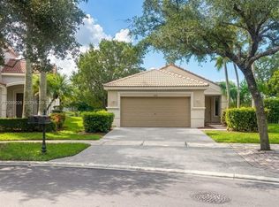 1314 Canary Island Dr, Fort Lauderdale, FL 33327