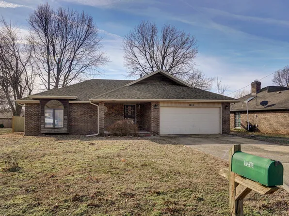 1214 W Seminole Street, Springfield, MO 65807