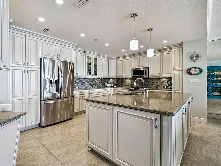 16750 Gulf Blvd #315-A — Photo 3