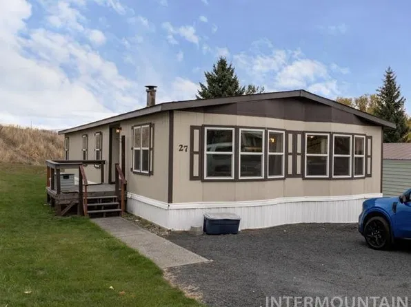 4325 Lenville Rd Trlr 27, Moscow, ID 83843