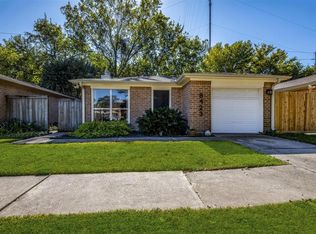 8423 E Ridge Dr, Houston, TX 77040